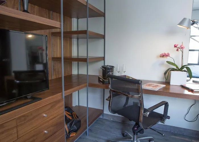 Flowsuites Polanco Aparthotel 4*