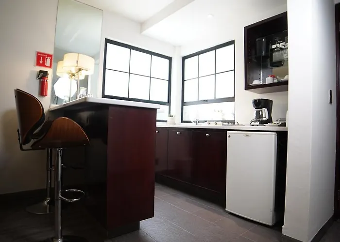 Flowsuites Polanco Aparthotel 4*