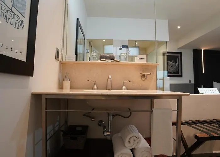 Flowsuites Polanco Aparthotel